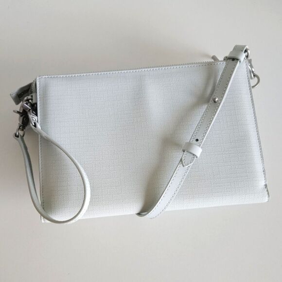 NEW Dagne Dover | Essentials Clutch Wallet Women Crossbody Pastel Blue Silver - Picture 1 of 7